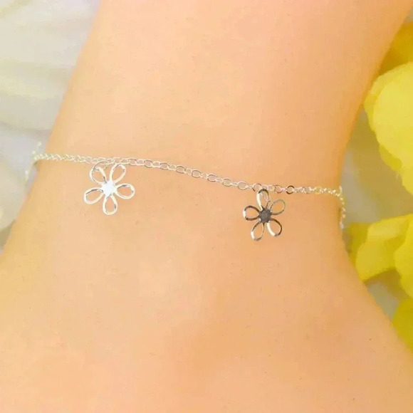 "Minimalist Anklet, Sleek & Modern Design, Women’s Fashion, YC110213-A - Picture 2 of 10